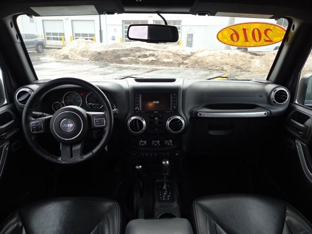 Used 2016 Jeep Wrangler Unlimited Sahara w/ Dual Top Group image 20
