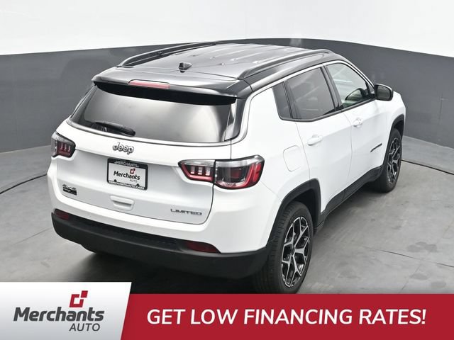 Used 2025 Jeep Compass Limited AWD/4WD image 28