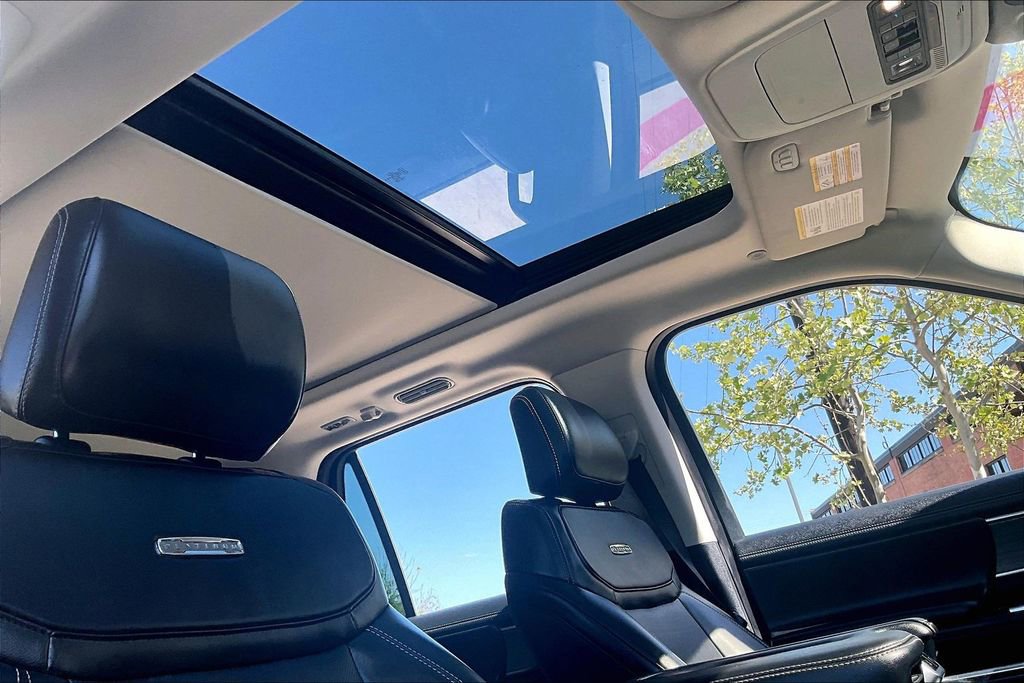Used 2025 Ford Expedition Max Platinum image 22