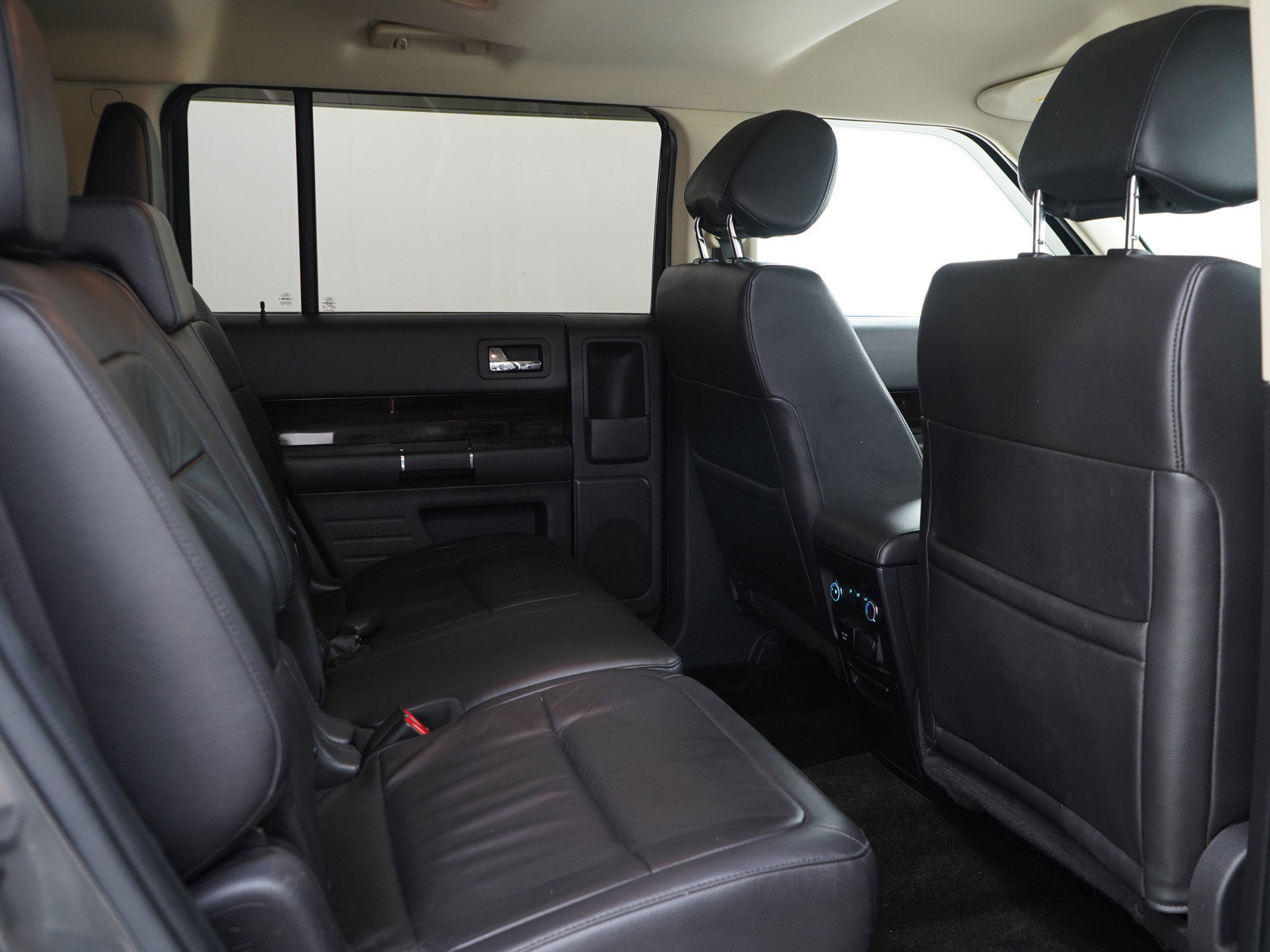 Used 2017 Ford Flex SEL w/ Equipment Group 202A AWD/4WD image 13