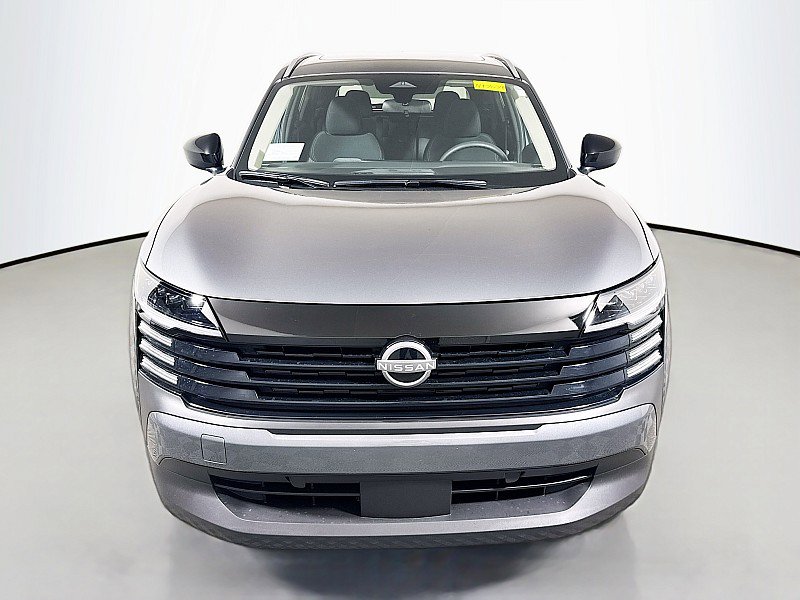 New 2026 Nissan Kicks SV w/ SV Premium Package image 2