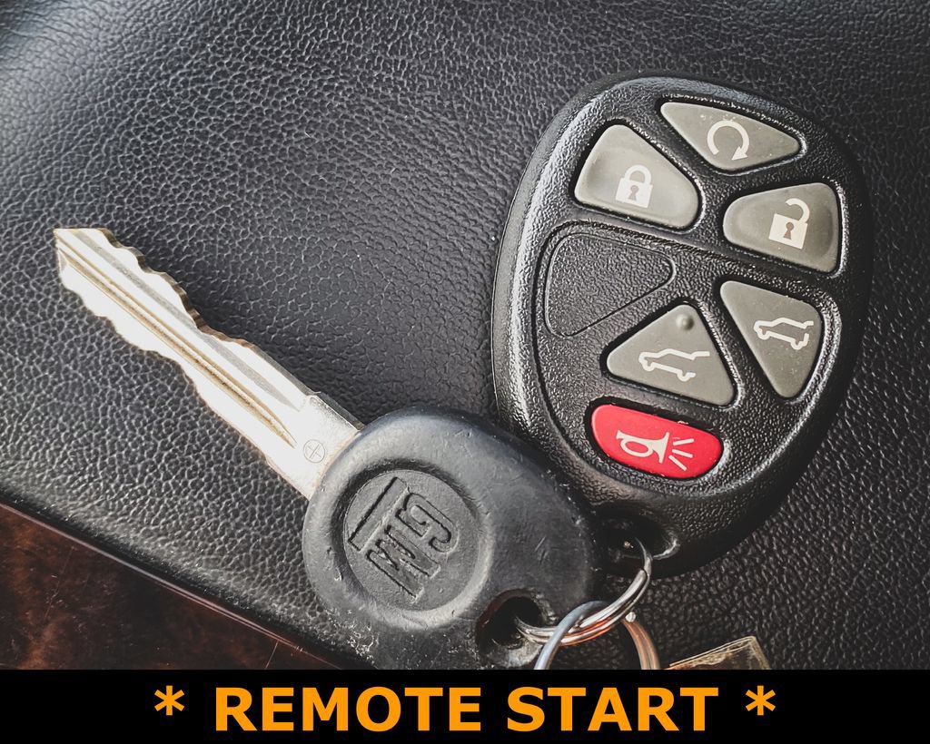 Used 2014 GMC Yukon Denali AWD/4WD image 5