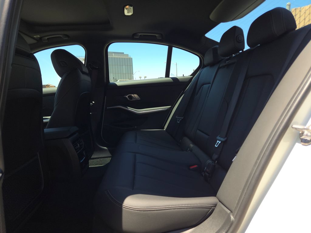 Used 2023 BMW 330e w/ M Sport Package RWD image 9