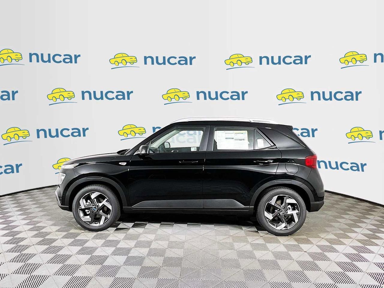 New 2025 Hyundai Venue SEL image 4