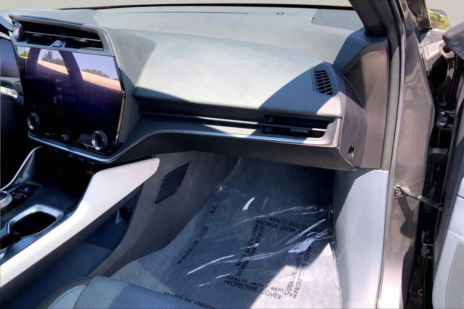 Certified 2023 Lexus RZ 450e Premium w/ Technology Package AWD/4WD image 18