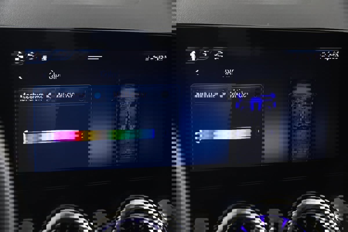 Used 2024 Mercedes-Benz GLA 35 AMG 4MATIC image 46