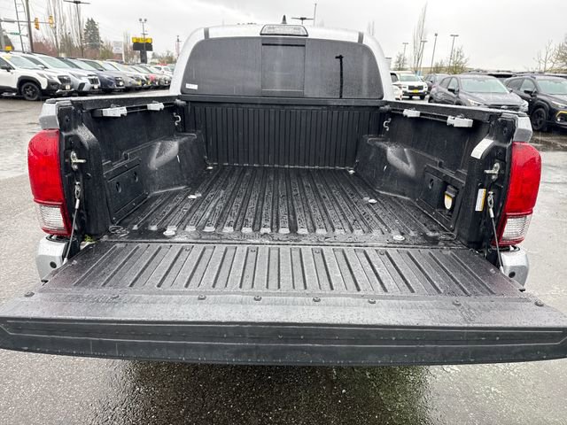 Used 2018 Toyota Tacoma TRD Off-Road image 14