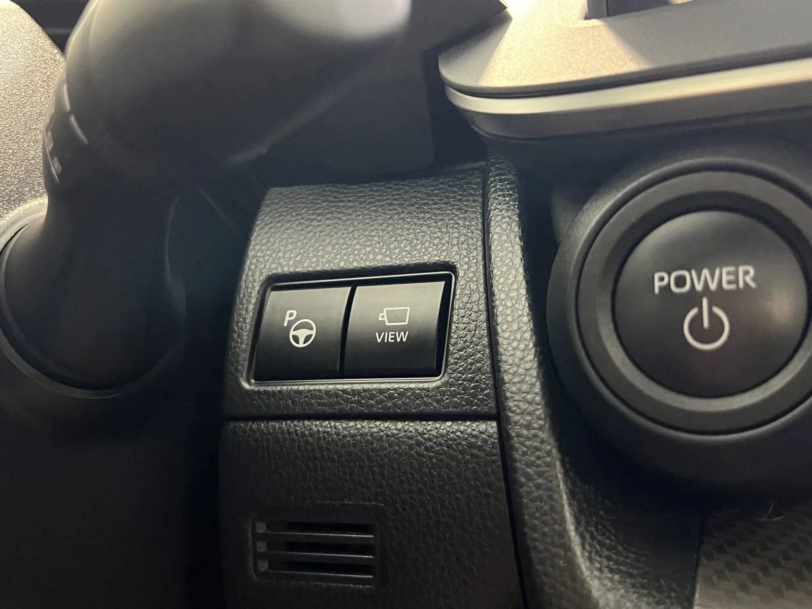 Used 2024 Toyota Prius Limited w/ Limited Premium Package FWD image 41