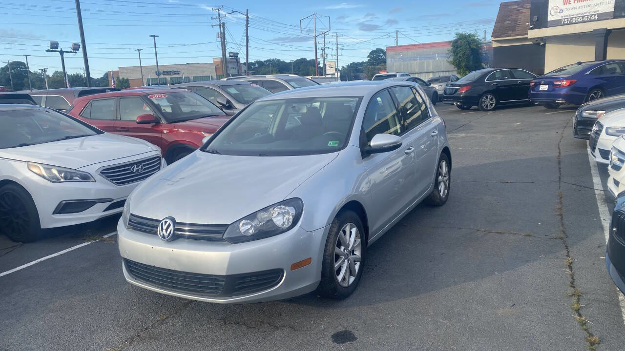 Used 2013 Volkswagen Golf 4-Door image 1