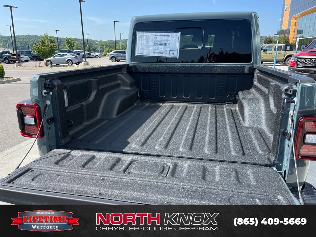 New 2026 Jeep Gladiator Mojave AWD/4WD image 18