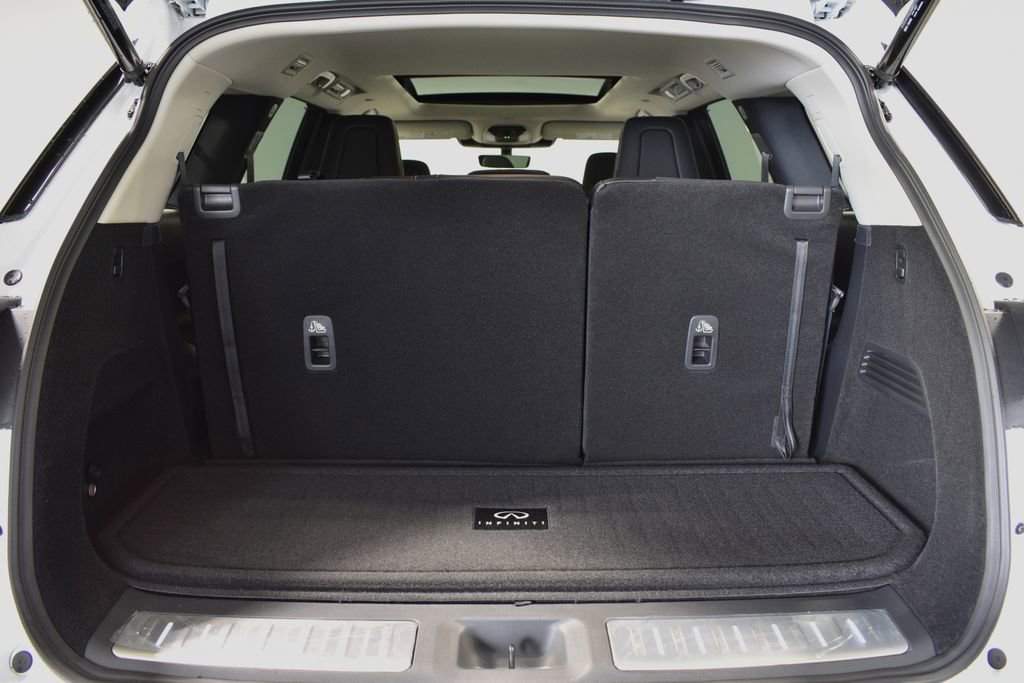 New 2026 INFINITI QX60 Luxe w/ Family Package image 30