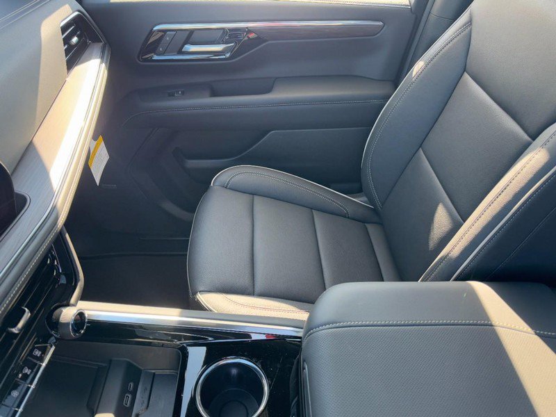 New 2026 Chevrolet Tahoe Premier w/ Sun And Tow Package image 11