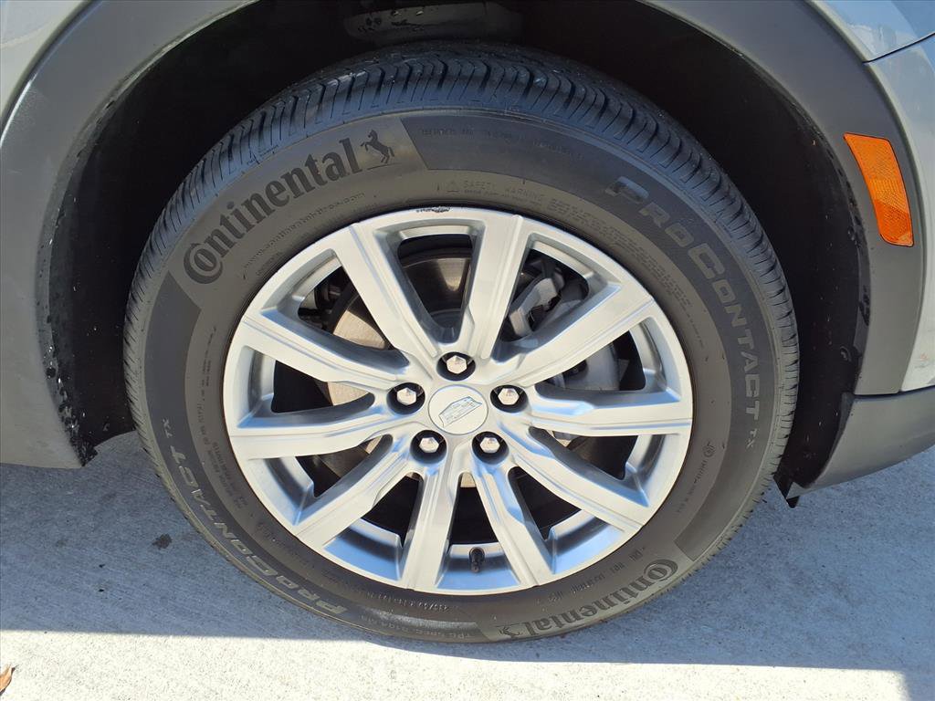 Certified 2023 Cadillac XT4 Premium Luxury image 7