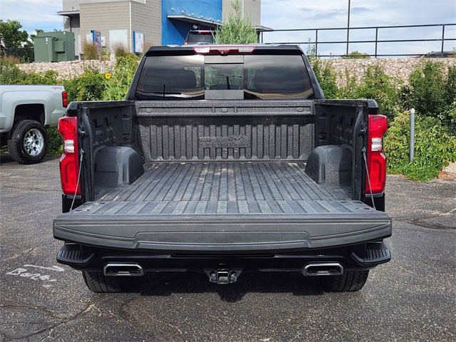 Used 2023 Chevrolet Silverado 1500 High Country w/ Technology Package image 14