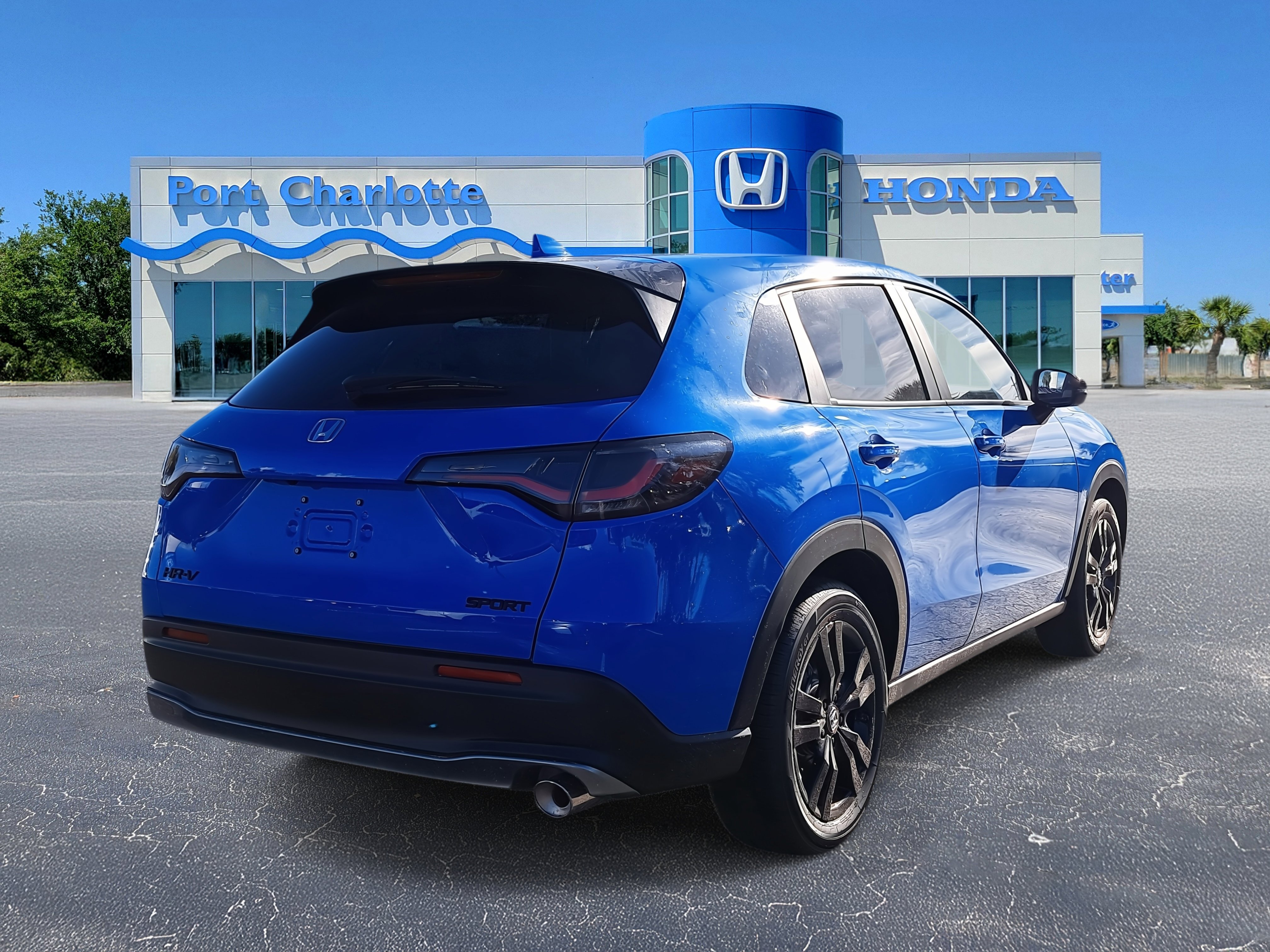 New 2026 Honda HR-V Sport image 4