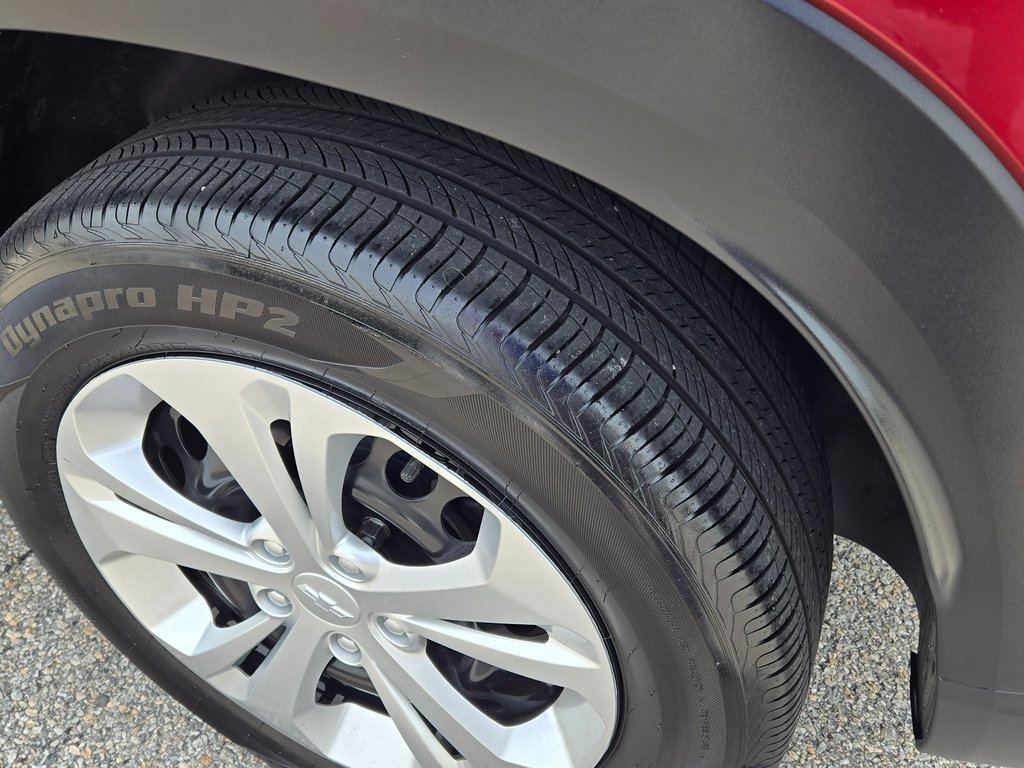 Used 2024 Chevrolet Trax LS image 9