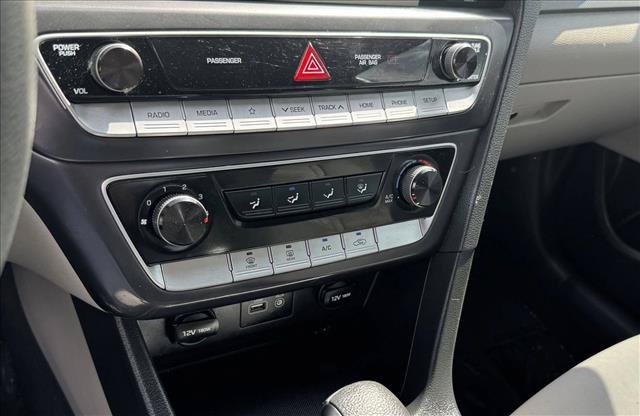 Used 2019 Hyundai Sonata SE FWD image 15