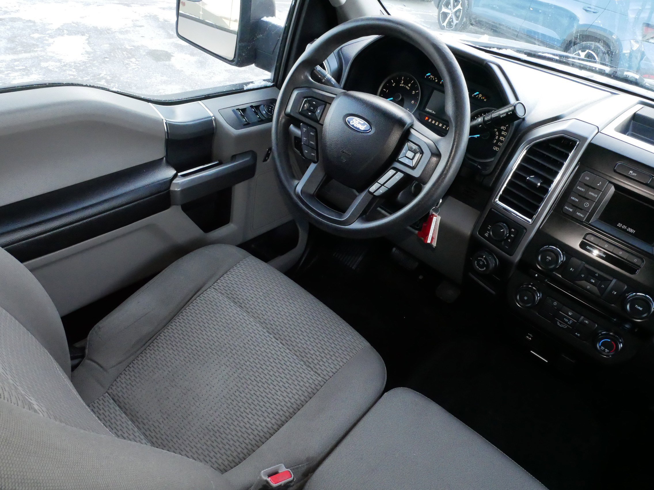 Used 2016 Ford F150 XLT w/ XTR Package image 9