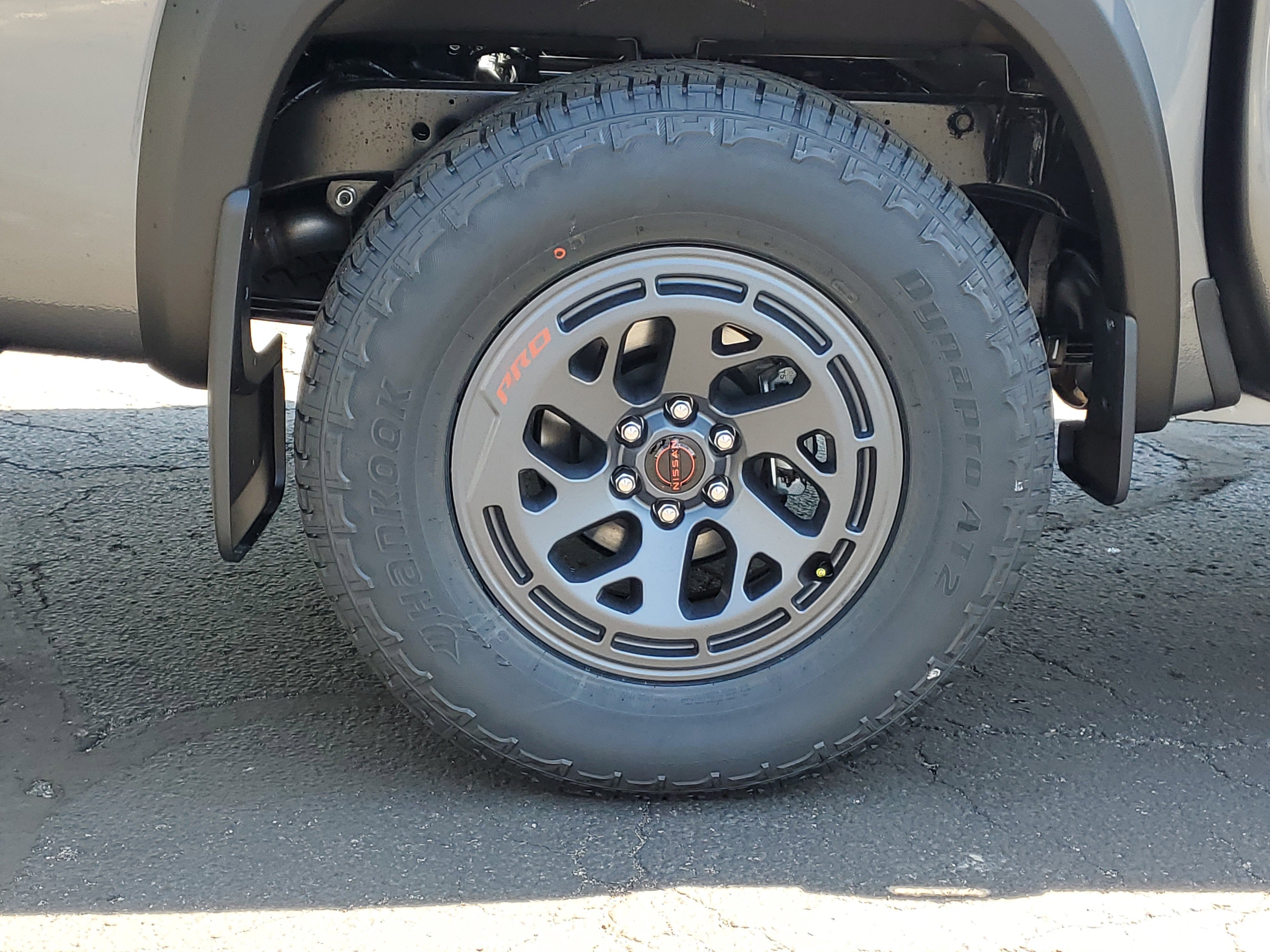 New 2026 Nissan Frontier PRO-4X w/ Pro-4x Convenience Package AWD/4WD image 32