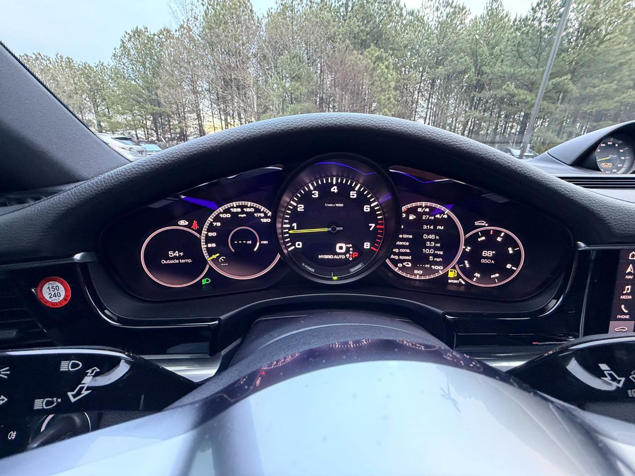 Used 2018 Porsche Panamera 4 AWD/4WD image 18