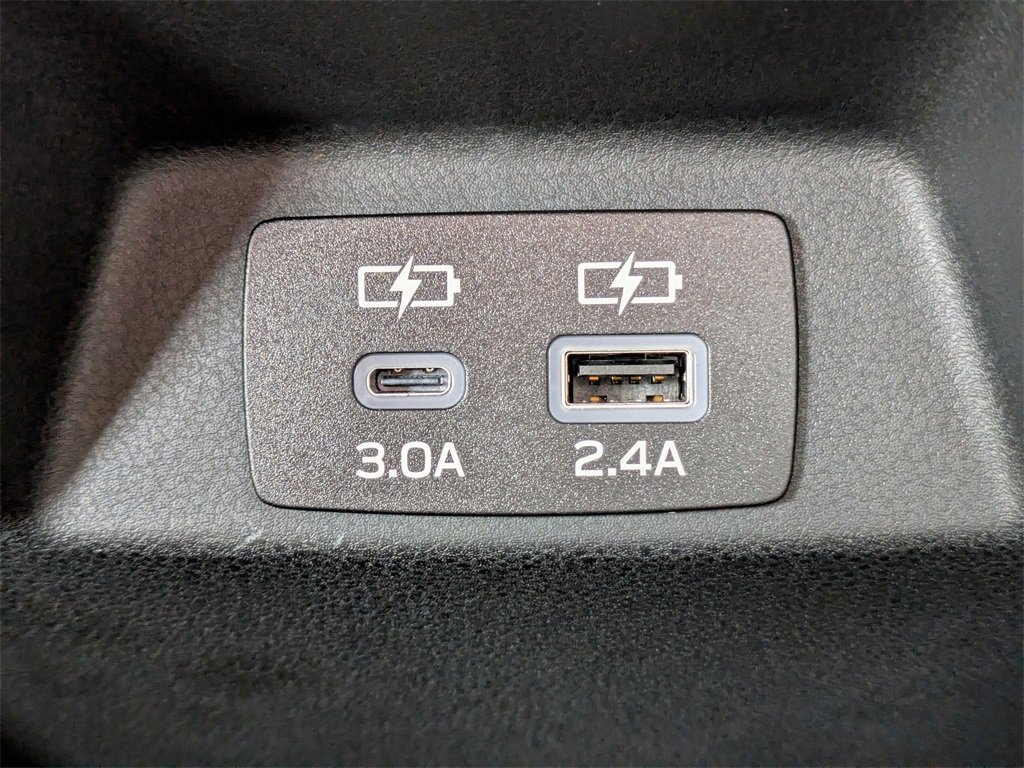 Used 2025 Subaru Crosstrek 2.5i Limited w/ Popular Package #3A image 18