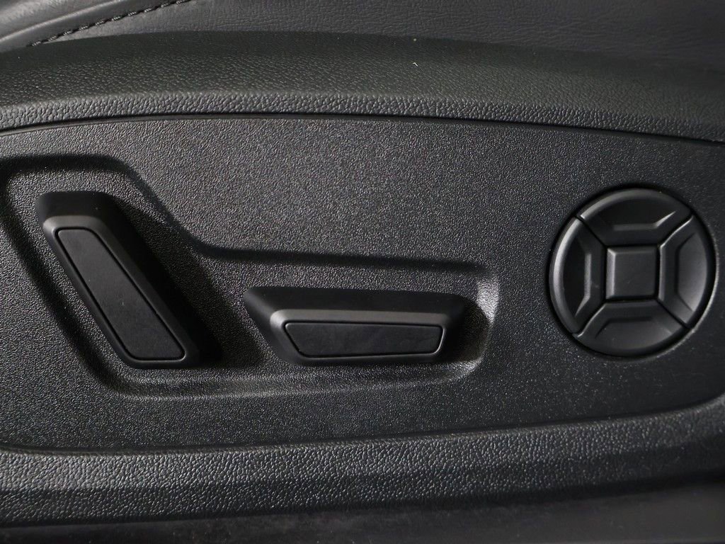Used 2023 Audi Q3 2.0T Premium Plus w/ Premium Plus Package AWD/4WD image 36