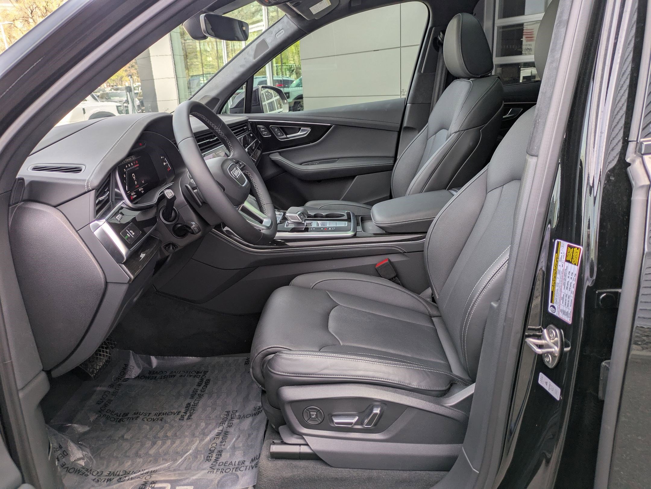 Used 2025 Audi Q7 3.0T Prestige AWD/4WD image 14