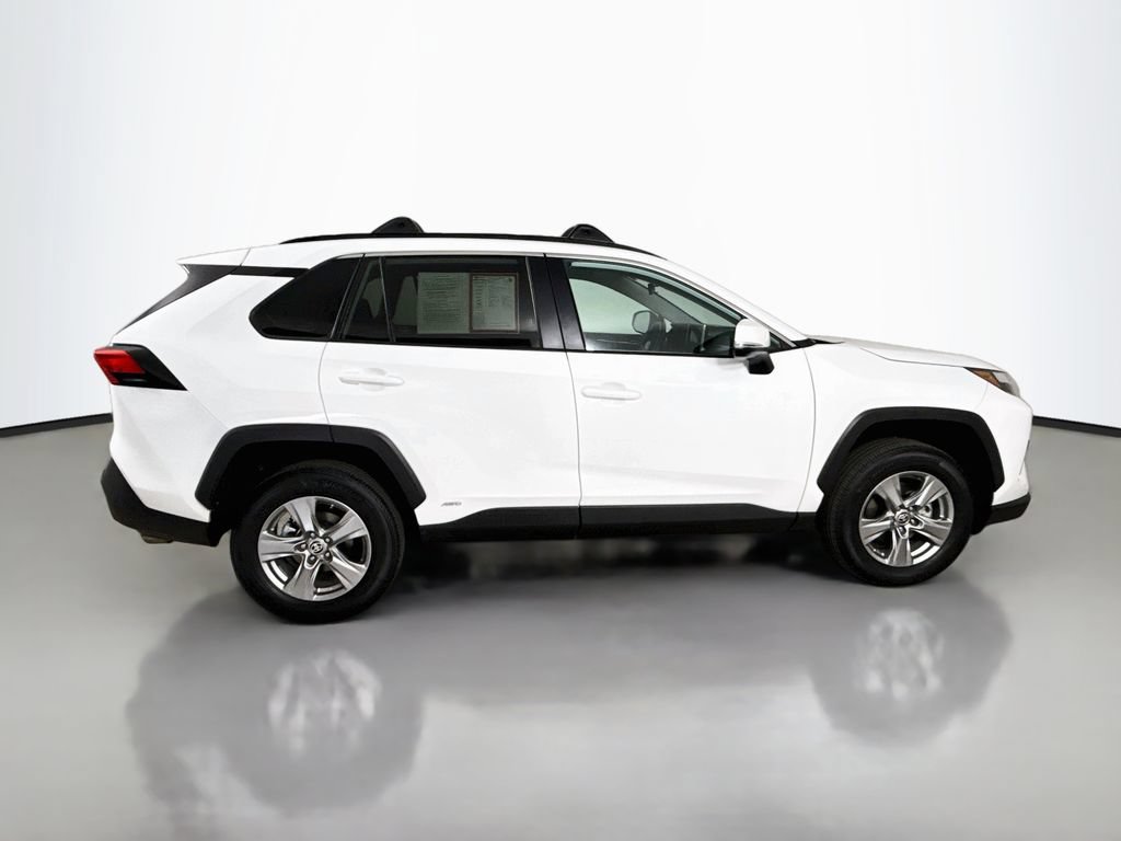 Certified 2024 Toyota RAV4 LE AWD/4WD image 9