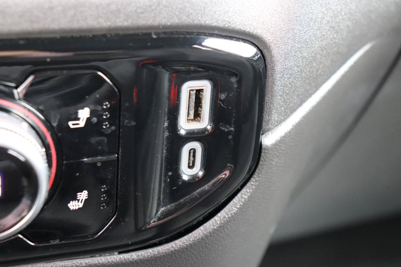Used 2024 GMC Sierra 1500 SLT AWD/4WD image 37
