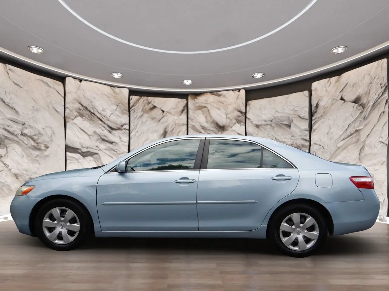 Used 2007 Toyota Camry LE FWD image 9