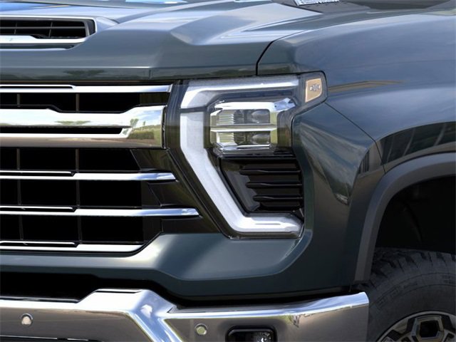 New 2026 Chevrolet Silverado 2500 LTZ w/ LTZ Premium Package AWD/4WD image 10