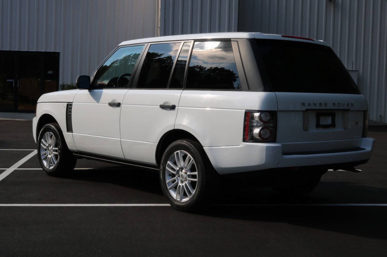 Used 2011 Land Rover Range Rover HSE AWD/4WD image 26
