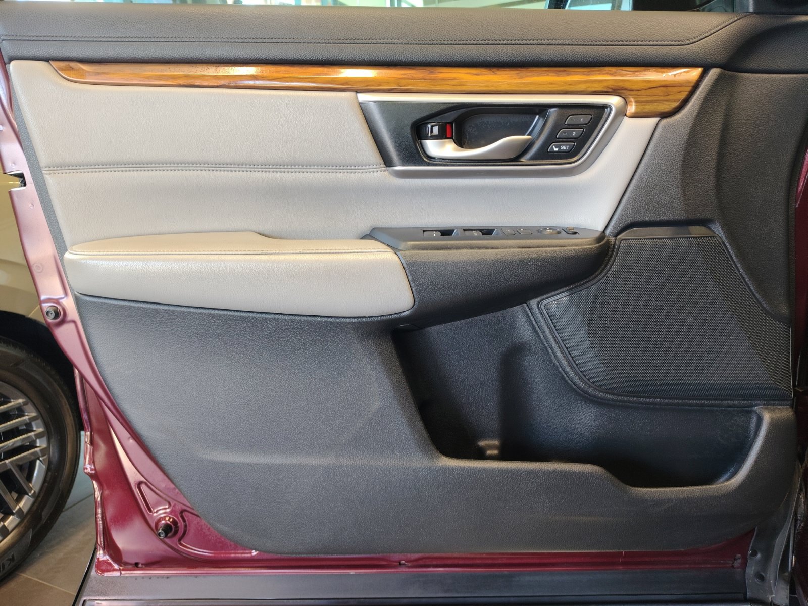 Used 2018 Honda CR-V EX-L image 26