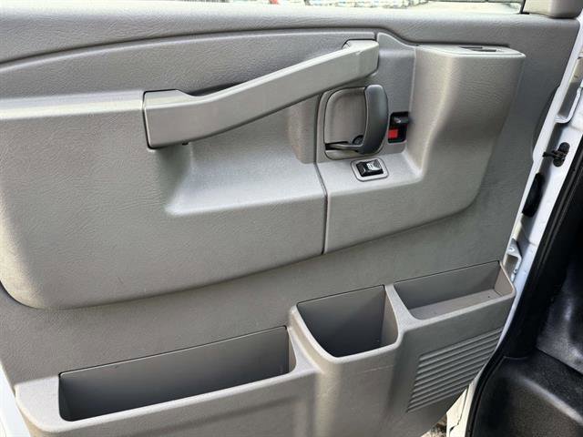 Used 2018 Chevrolet Express 2500 2500 w/ Driver Convenience Package image 10