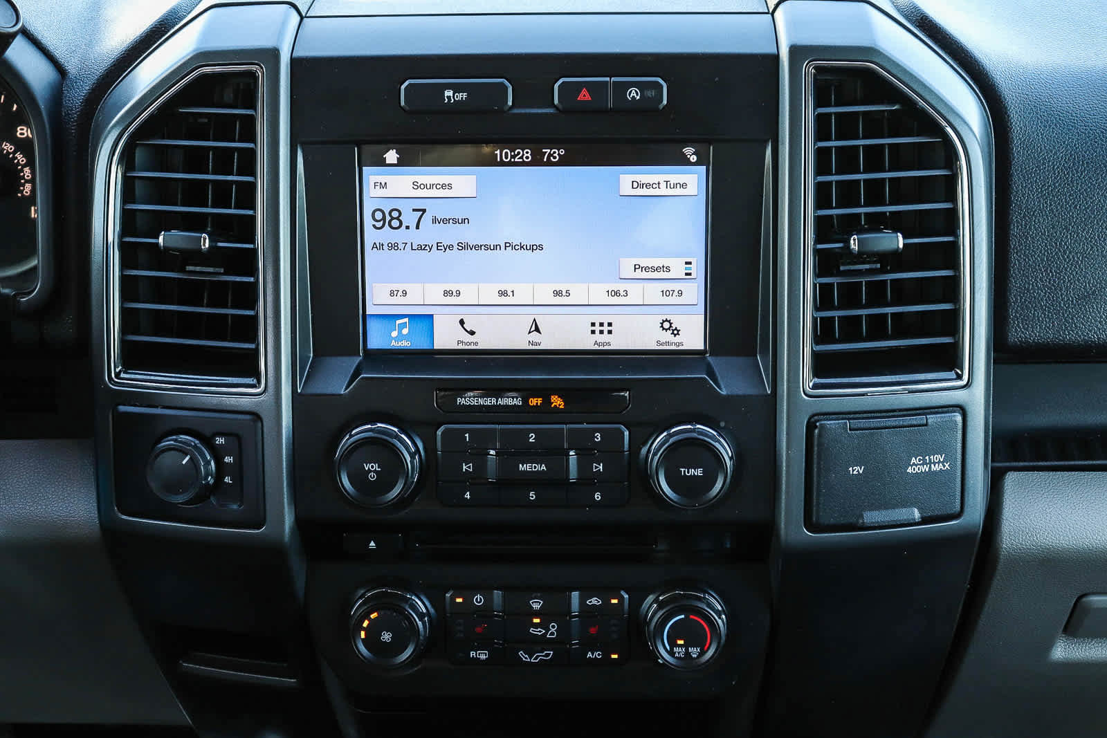 Used 2018 Ford F150 XLT w/ Equipment Group 302A Luxury AWD/4WD image 14