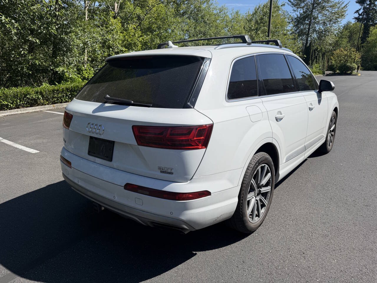 Used 2017 Audi Q7 3.0T Prestige AWD/4WD image 5