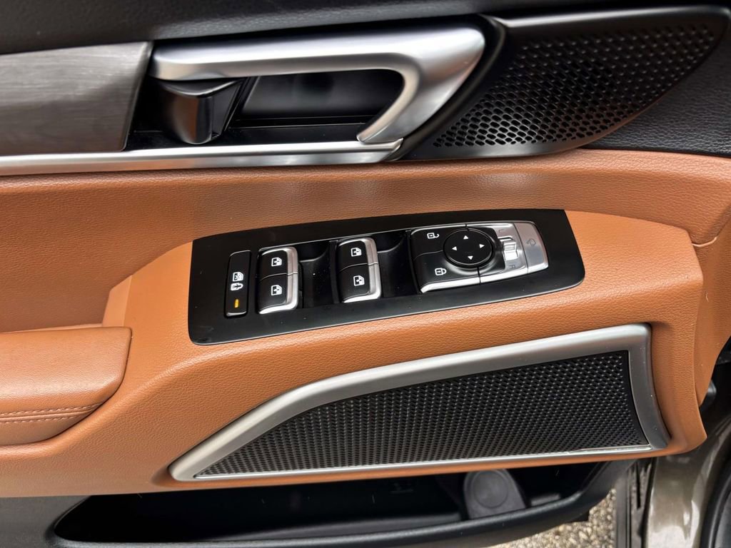 Used 2023 Kia Telluride EX X-Line image 13