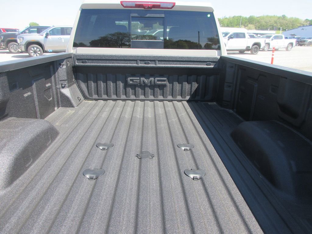 New 2026 GMC Sierra 3500 AT4 w/ AT4 Premium Plus Package AWD/4WD image 6