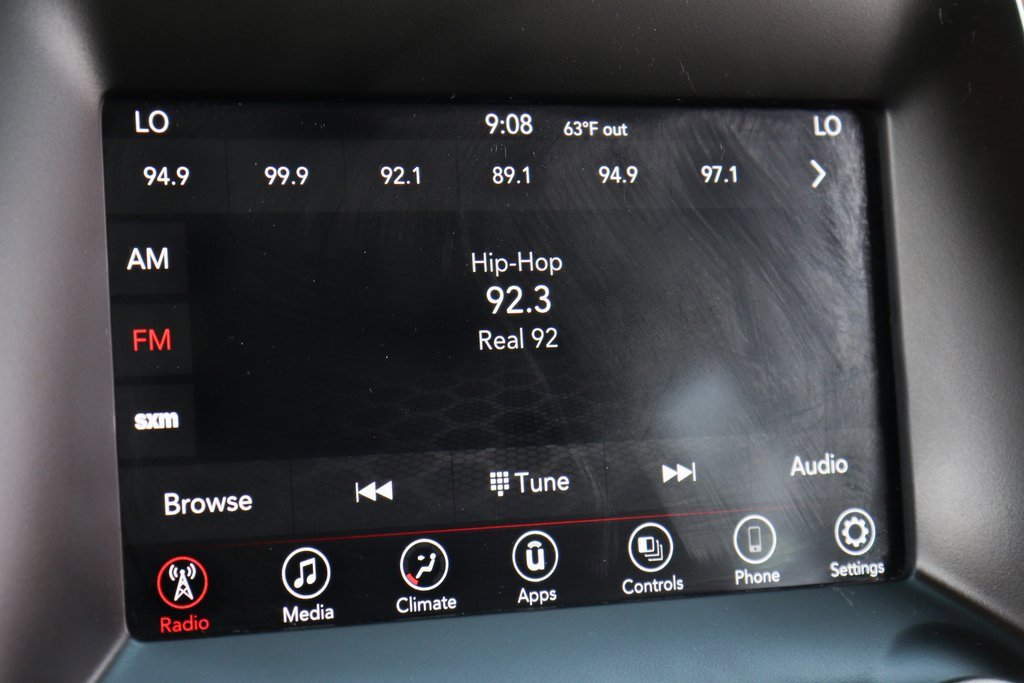 Used 2019 Dodge Durango SXT image 24