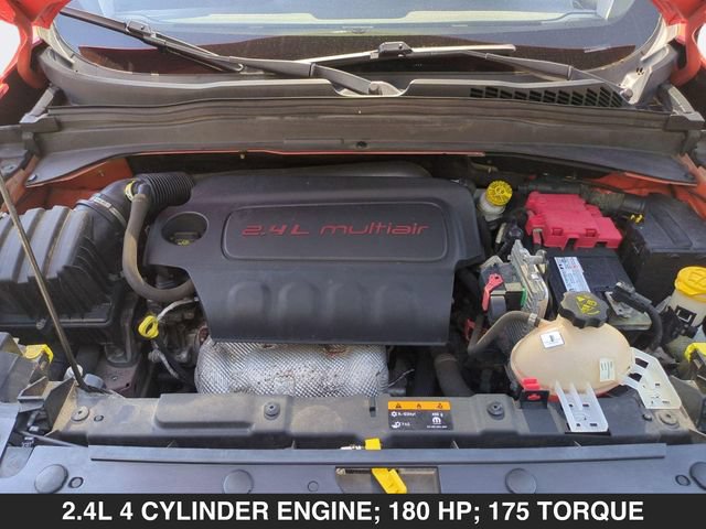 Used 2019 Jeep Renegade Latitude w/ Popular Equipment Group AWD/4WD image 35