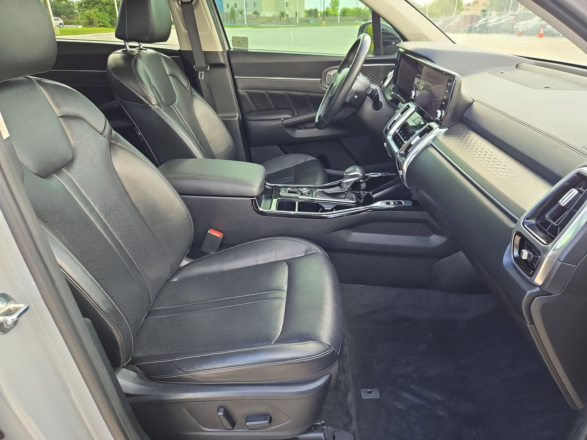 Used 2023 Kia Sorento SX FWD image 32
