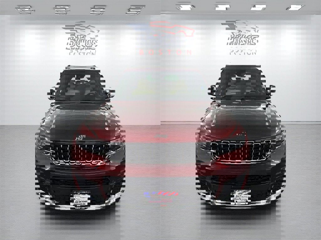 Used 2023 Jeep Grand Cherokee L Limited w/ Trailer Tow Group (B) image 2