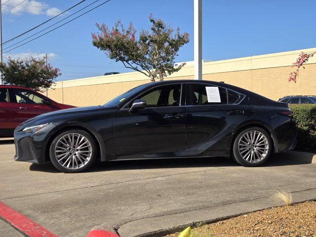 Used 2022 Lexus IS 300 w/ Premium Package RWD image 4