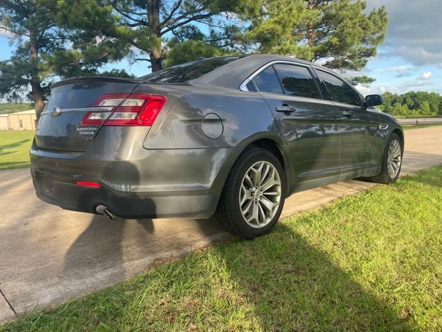 Used 2015 Ford Taurus Limited FWD image 10