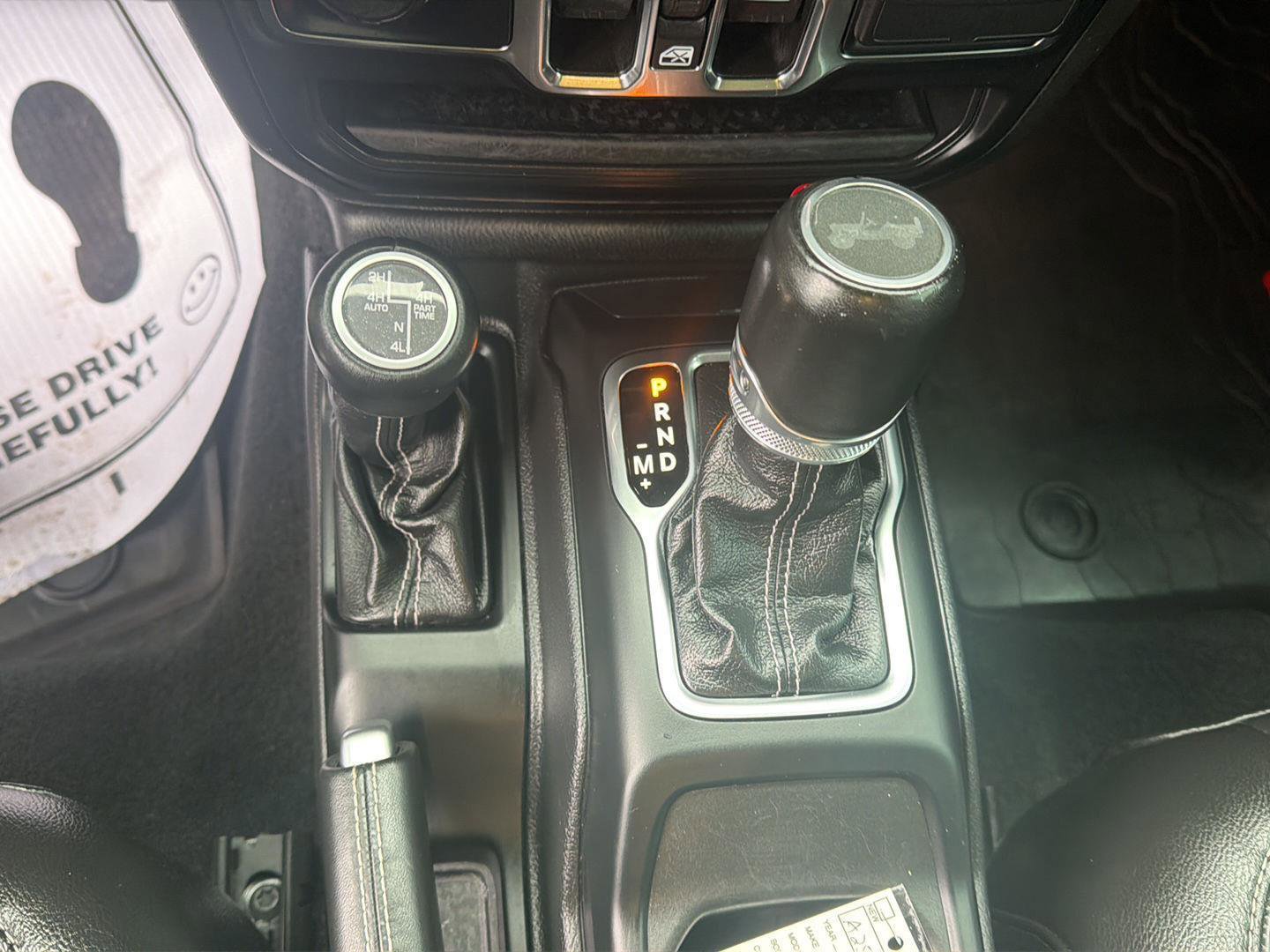 Used 2023 Jeep Wrangler Unlimited Sahara w/ Cold Weather Group AWD/4WD image 23
