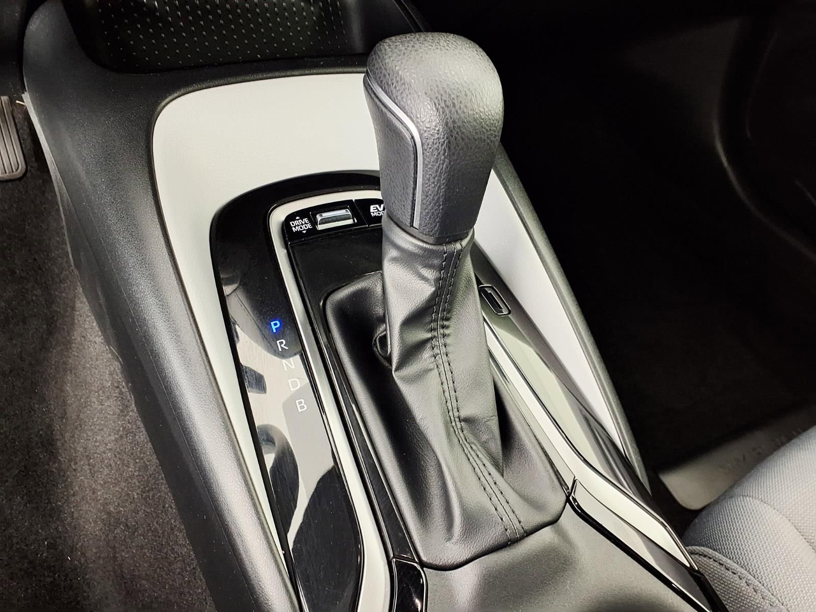 Used 2023 Toyota Corolla SE image 22