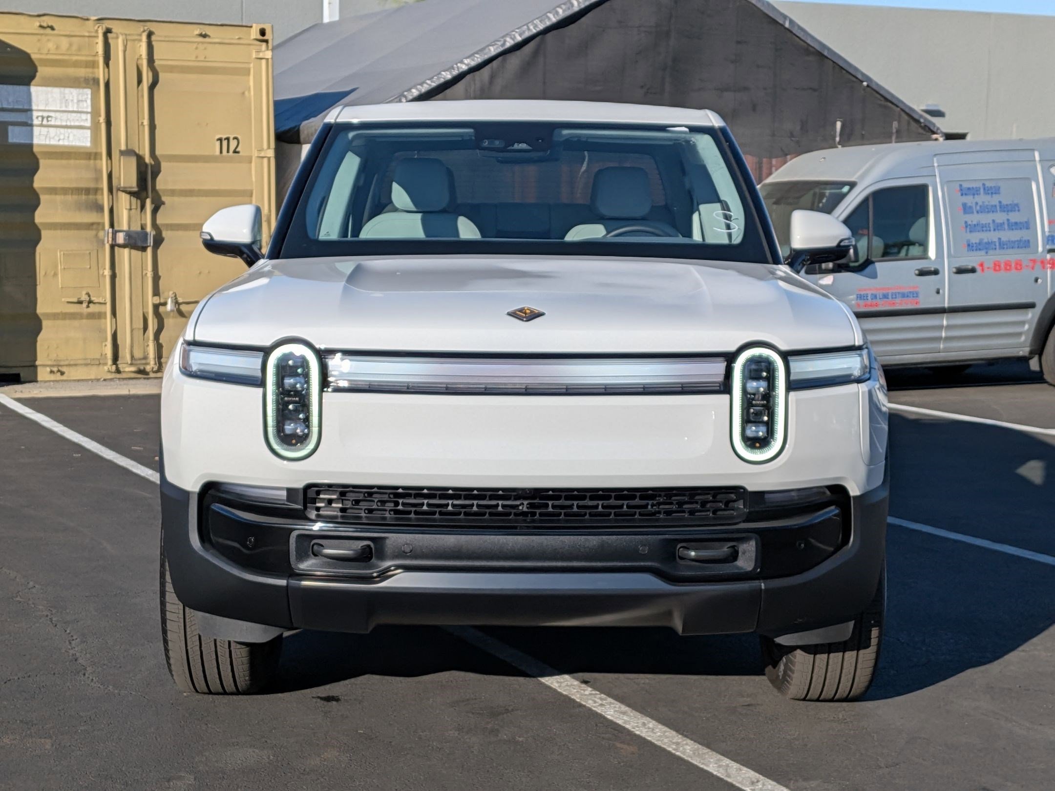 Used 2026 Rivian R1T Premium image 3
