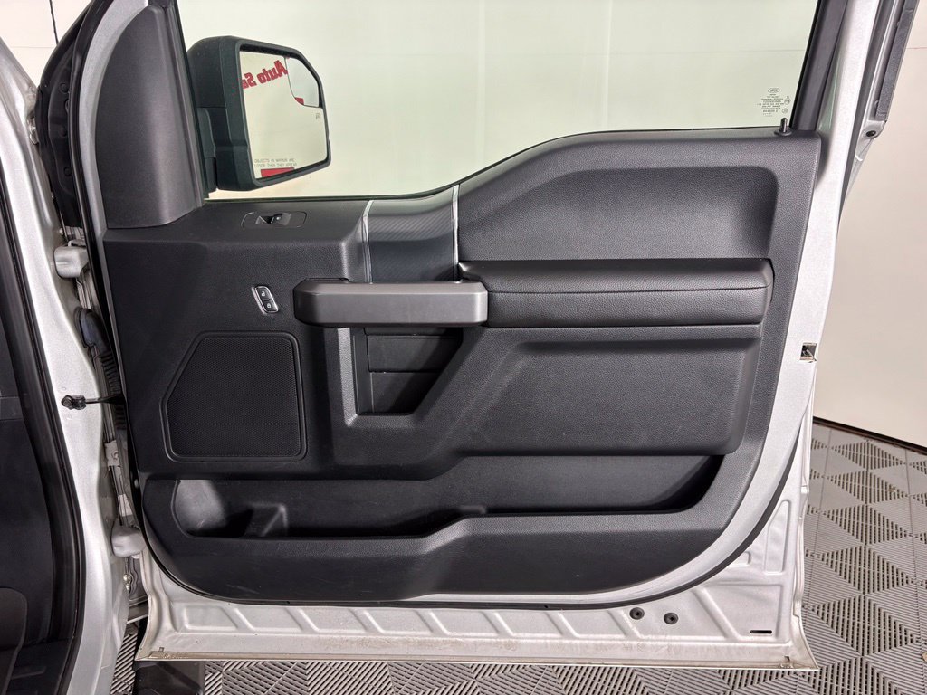 Used 2019 Ford F150 XLT w/ Equipment Group 302A Luxury AWD/4WD image 42
