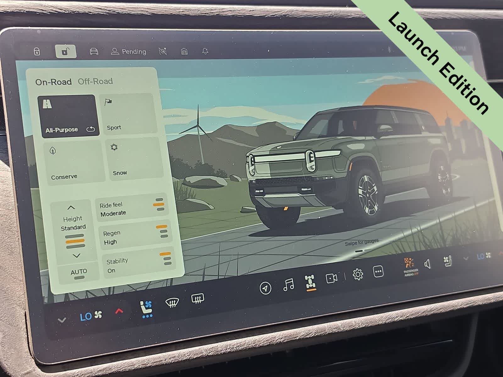 Used 2022 Rivian R1S Launch Edition AWD/4WD image 29