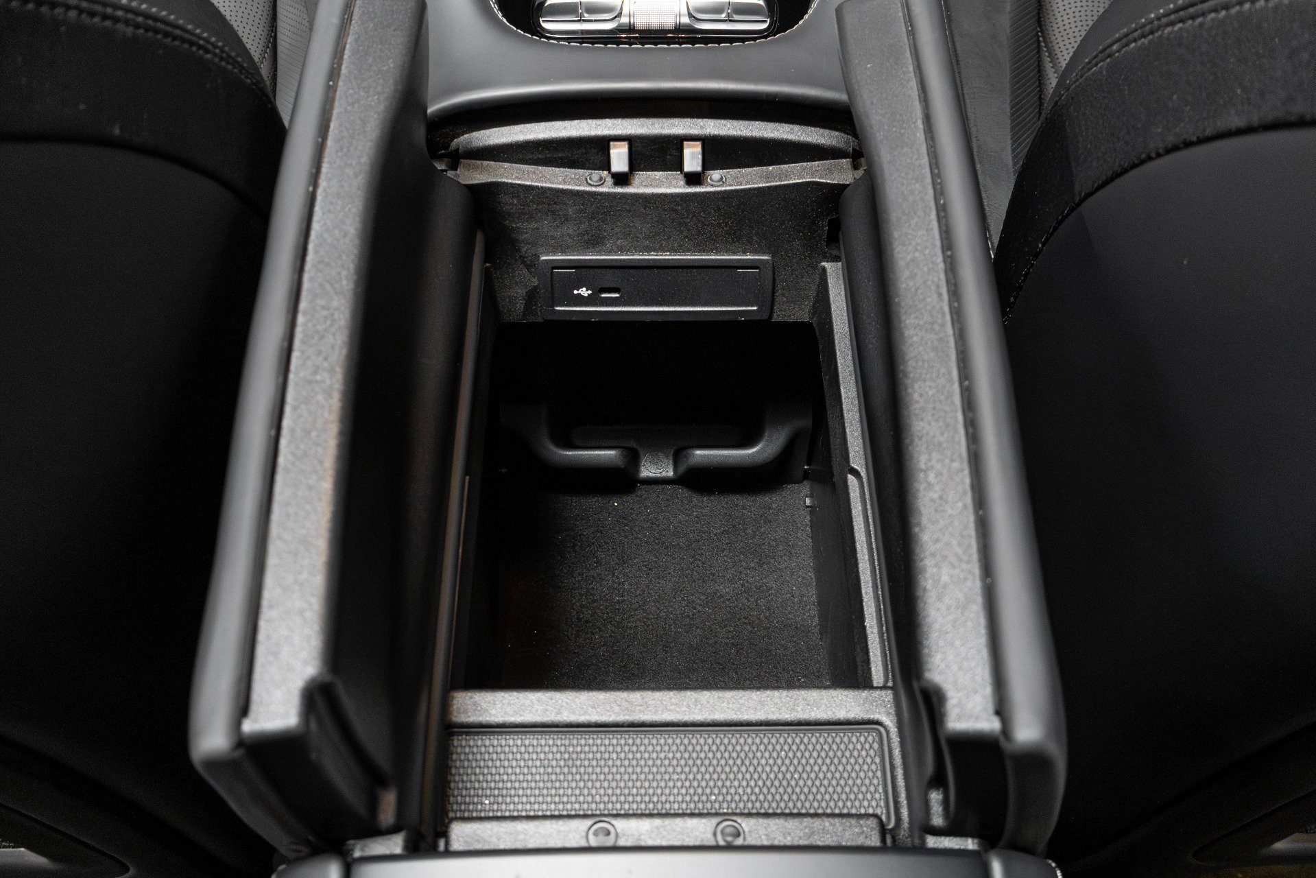 Used 2022 Mercedes-Benz GLS 63 AMG 4MATIC image 31